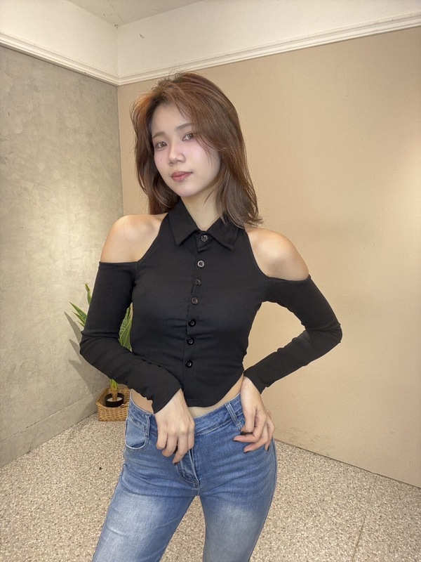 翻領挖肩棉長T料質柔軟舒服彈性好
