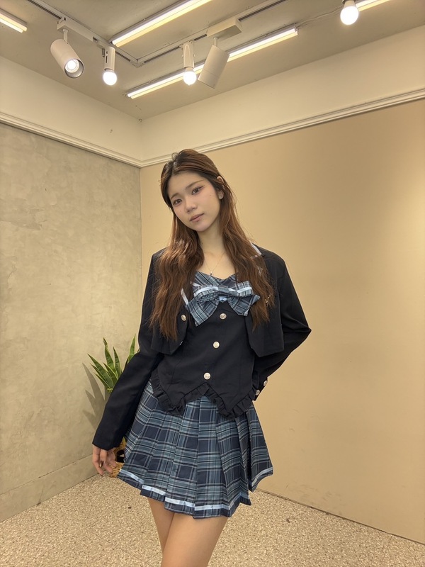 韓系小姊姊學院風套裝 輕柔氣場穿搭感