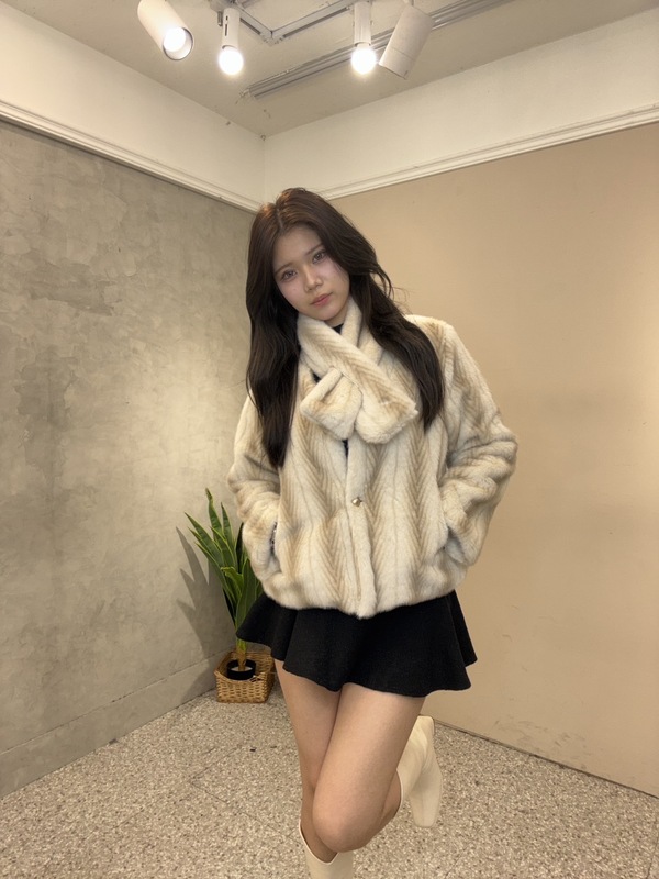 質感條紋皮草短版外套