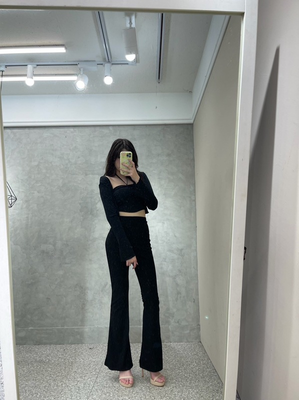 韓系休閒西裝喇叭褲 料質彈性超好👍🏻喇叭褲超顯腿長💕💕