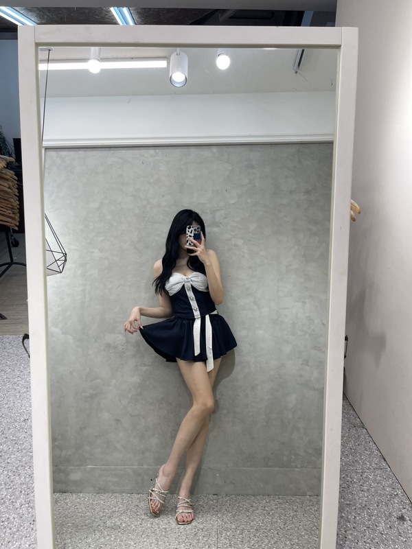 Deja Amazing蝴蝶結拼接短版套裝 甜美與率性，一套就能擁有♡