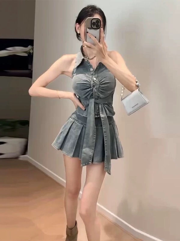 翻領綁腰牛仔紐結百褶套裝
